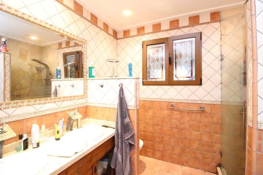 Resale - Villa - Catral - Countryside 