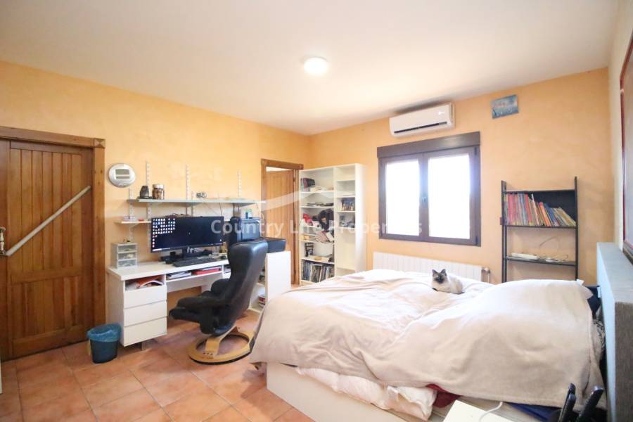 Resale - Villa - Catral - Countryside 