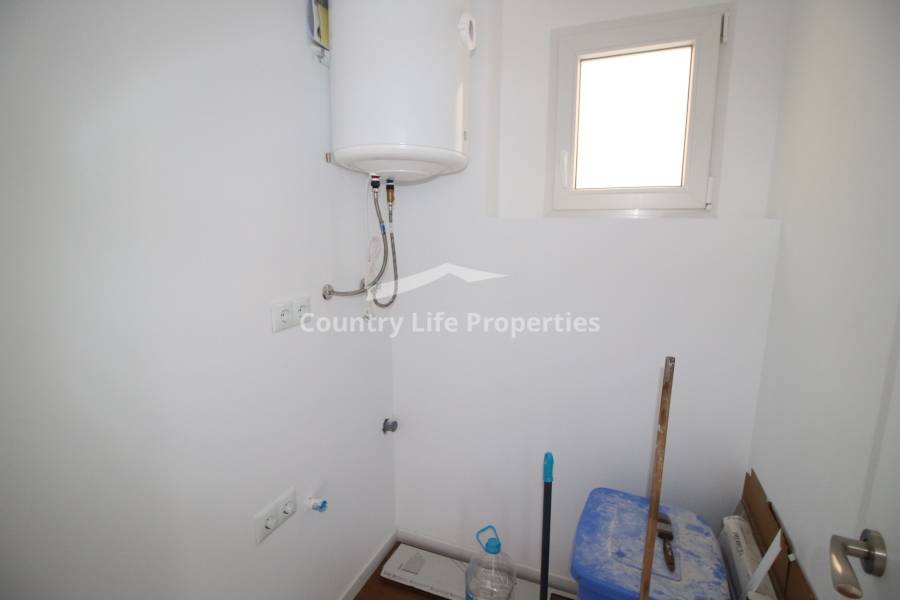 Resale - Apartment - Dolores - Town