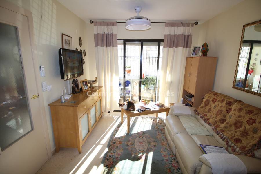 Resale - Apartment - Dolores - Town