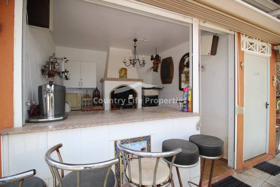 Resale - Villa - Catral - Countryside 