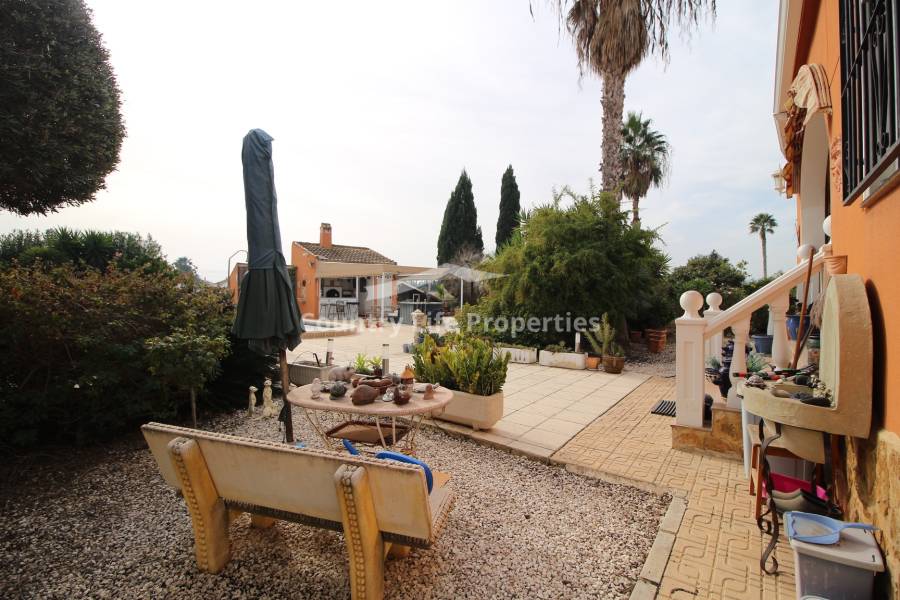 Resale - Villa - Catral - Countryside 