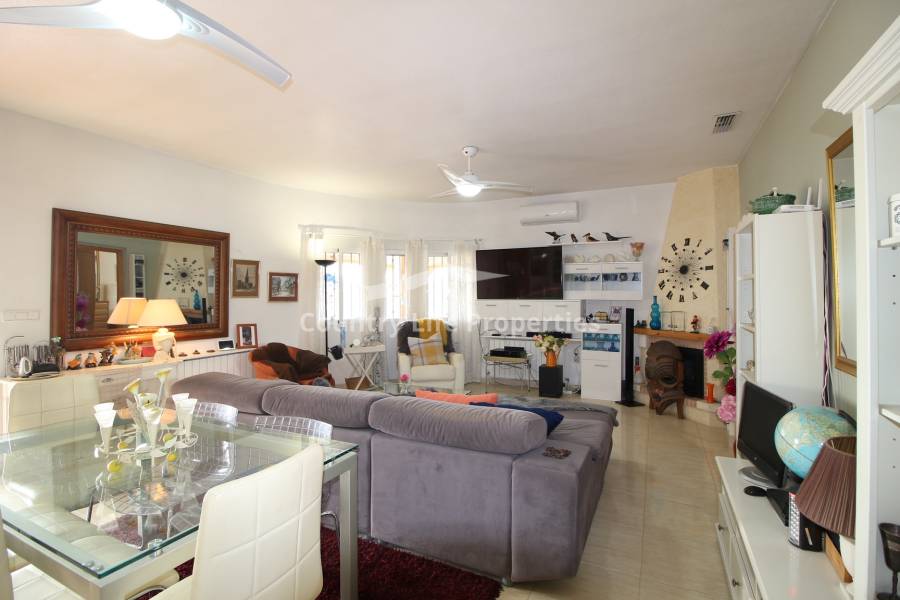 Resale - Villa - Catral - Countryside 