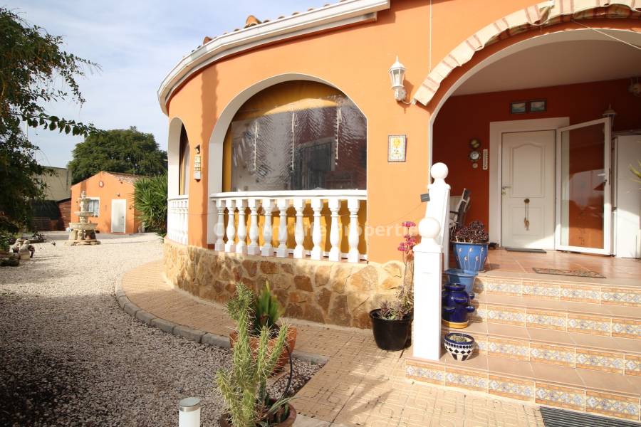 Resale - Villa - Catral - Countryside 