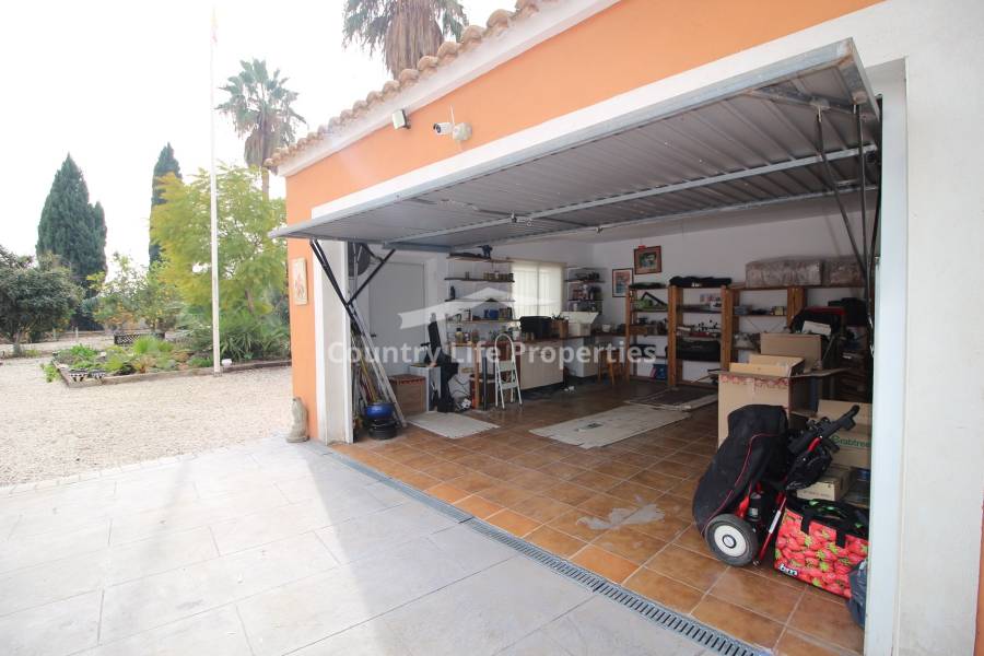 Resale - Villa - Catral - Countryside 