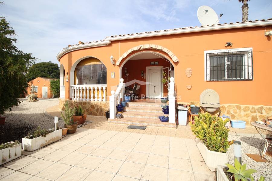 Resale - Villa - Catral - Countryside 