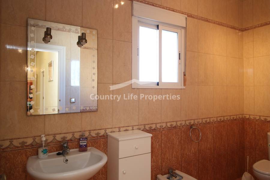 Resale - Villa - Catral - Countryside 