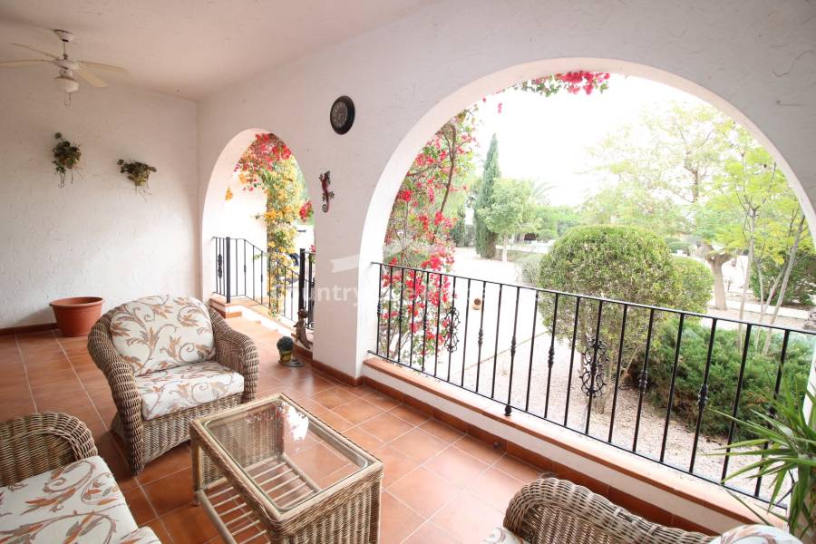 Resale - Villa - Catral - Countryside 