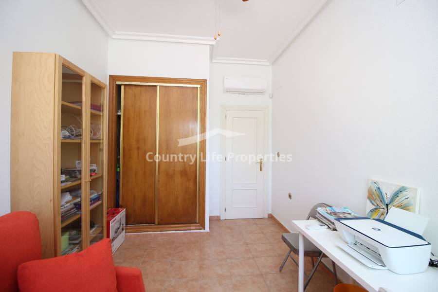 Resale - Villa - Catral - Countryside 