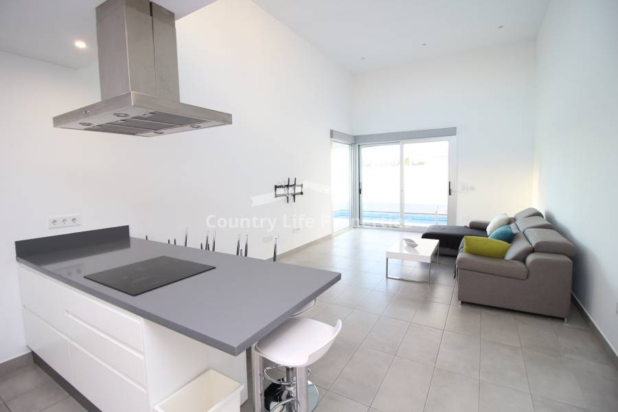 Long term rental - Quad / Semi detached - Dolores - Nuevo Sector 