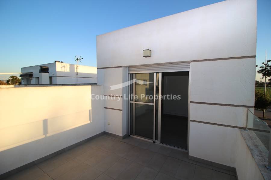 Long term rental - Quad / Semi detached - Dolores - Nuevo Sector 