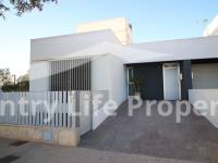 Long term rental - Quad / Semi detached - Dolores - Nuevo Sector 