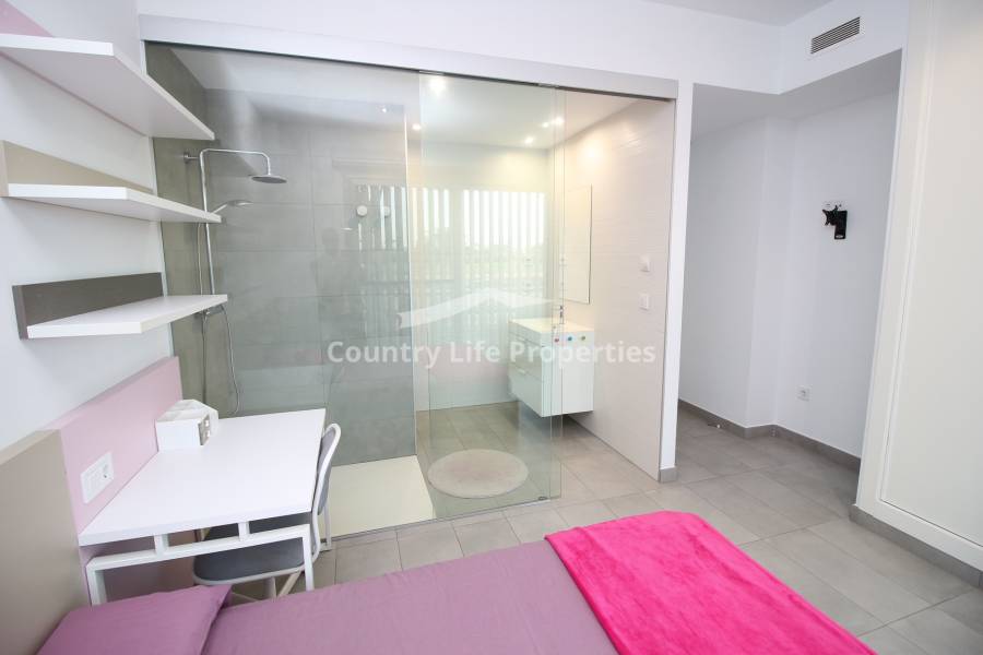 Long term rental - Quad / Semi detached - Dolores - Nuevo Sector 