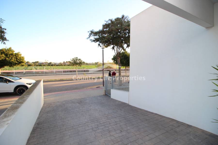 Long term rental - Quad / Semi detached - Dolores - Nuevo Sector 