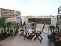 Resale - Townhouse - Dolores - Nuevo Sector 