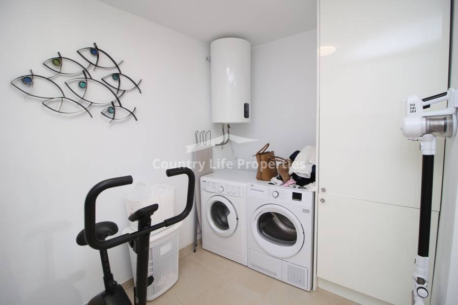 Resale - Townhouse - Dolores - Town