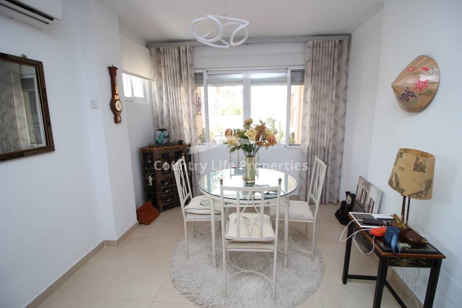 Resale - Townhouse - Dolores - Town