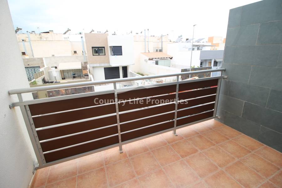 Alquiler - Adosado - Dolores - Nuevo Sector 