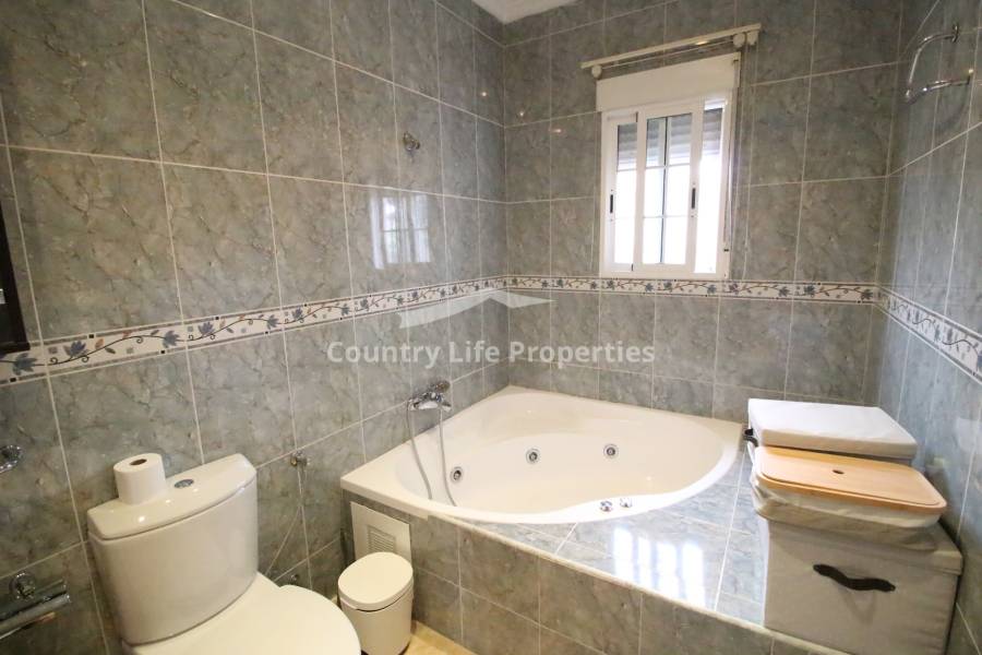 Resale - Villa - Dolores - Countryside