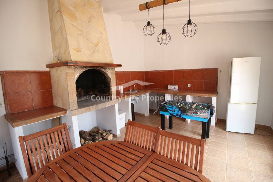Resale - Villa - Dolores - Countryside