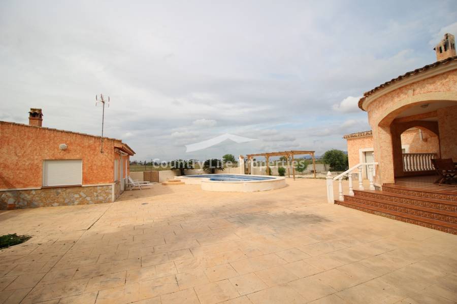 Resale - Villa - Dolores - Countryside
