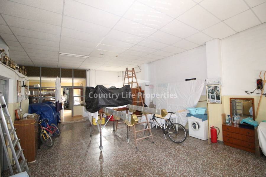 Segunda Mano - Casa de pueblo - Dolores - Pueblo