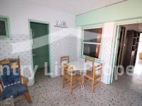 Segunda Mano - Casa de pueblo - Dolores - Pueblo