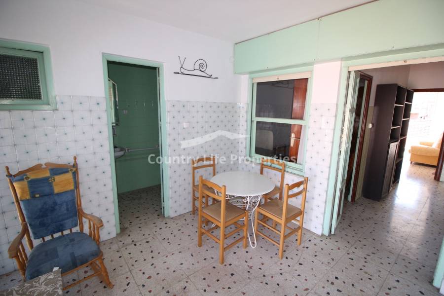 Segunda Mano - Casa de pueblo - Dolores - Pueblo