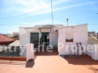 Segunda Mano - Casa de pueblo - Dolores - Pueblo