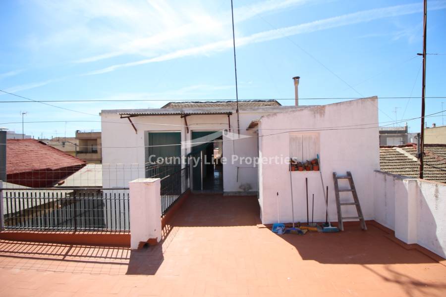 Segunda Mano - Casa de pueblo - Dolores - Pueblo