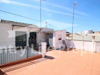 Segunda Mano - Casa de pueblo - Dolores - Pueblo