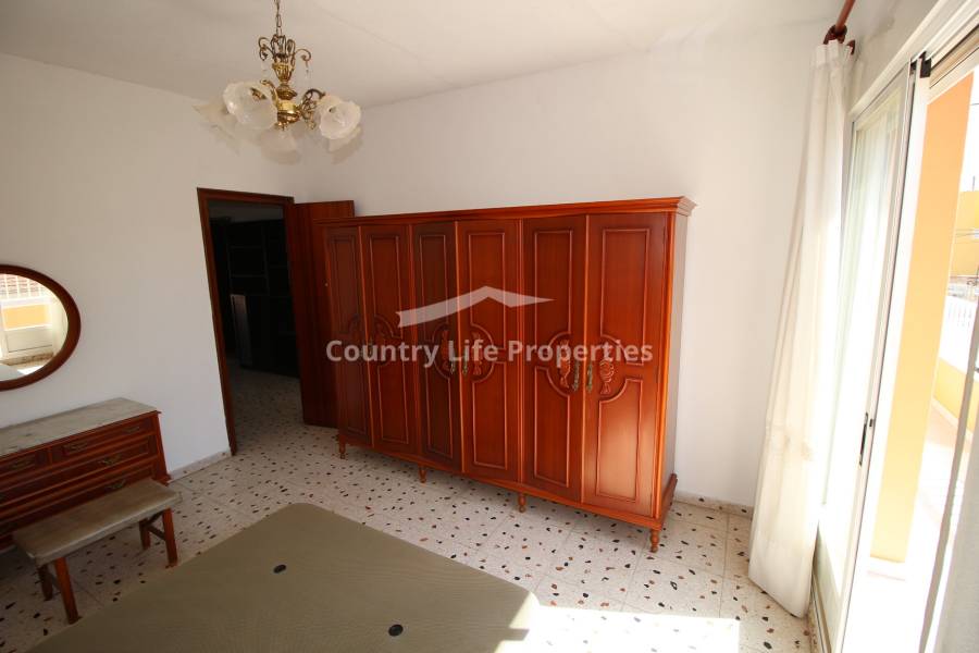 Segunda Mano - Casa de pueblo - Dolores - Pueblo