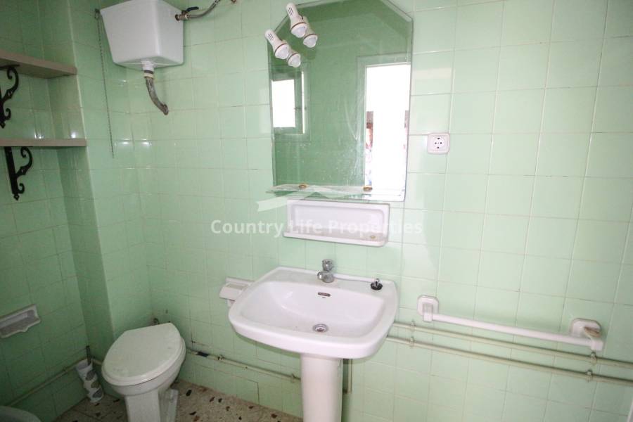 Segunda Mano - Casa de pueblo - Dolores - Pueblo