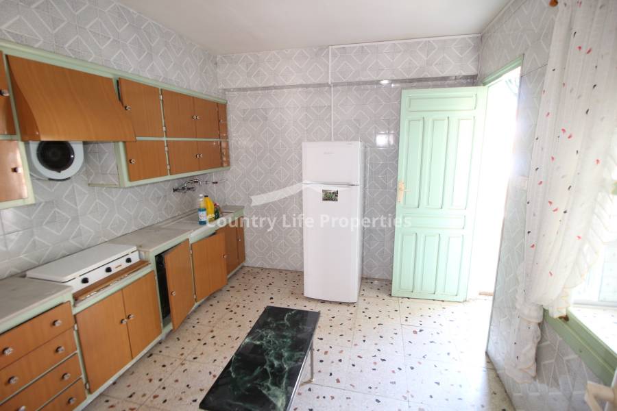 Segunda Mano - Casa de pueblo - Dolores - Pueblo