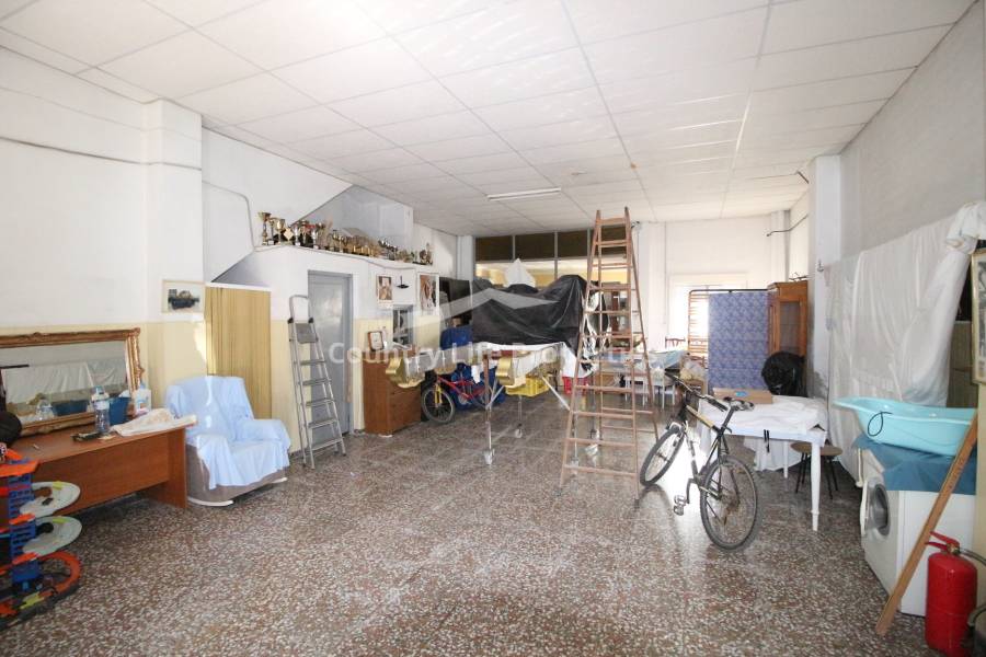 Segunda Mano - Casa de pueblo - Dolores - Pueblo