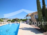 Revente - Chalet - Catral - Countryside 