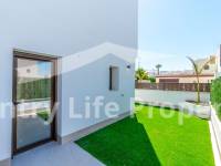 Nieuw gebouw - Twee onder een kap - Benijofar - Alicante