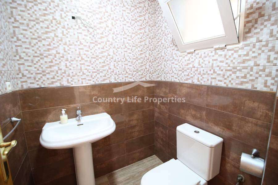 Revente - Triplex - Dolores - Town