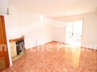 Revente - Triplex - Dolores - Town