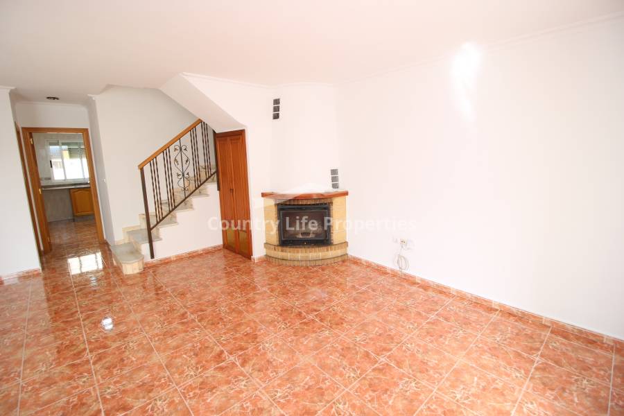 Revente - Triplex - Dolores - Town