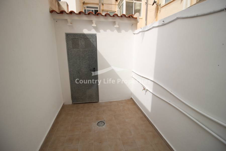 Revente - Triplex - Dolores - Town