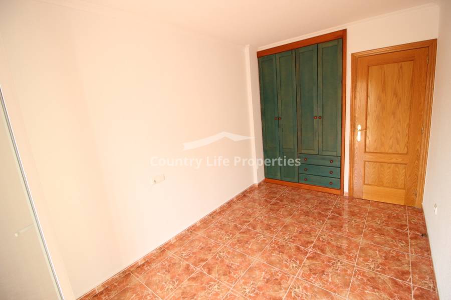 Revente - Triplex - Dolores - Town