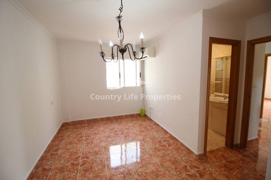 Revente - Triplex - Dolores - Town