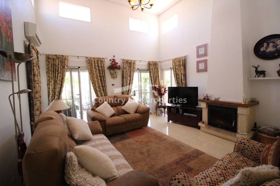 Revente - Chalet - Catral - Countryside 