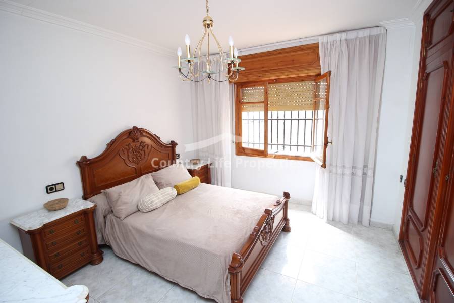 Revente - Maison de village - Dolores - Town