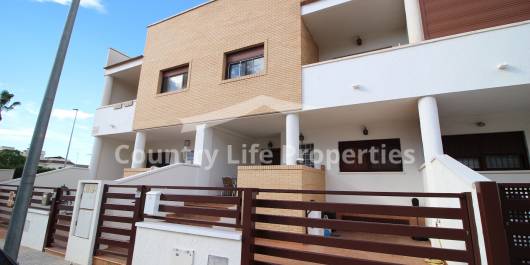 Townhouse - Wederverkoop - Dolores - Nuevo Sector 