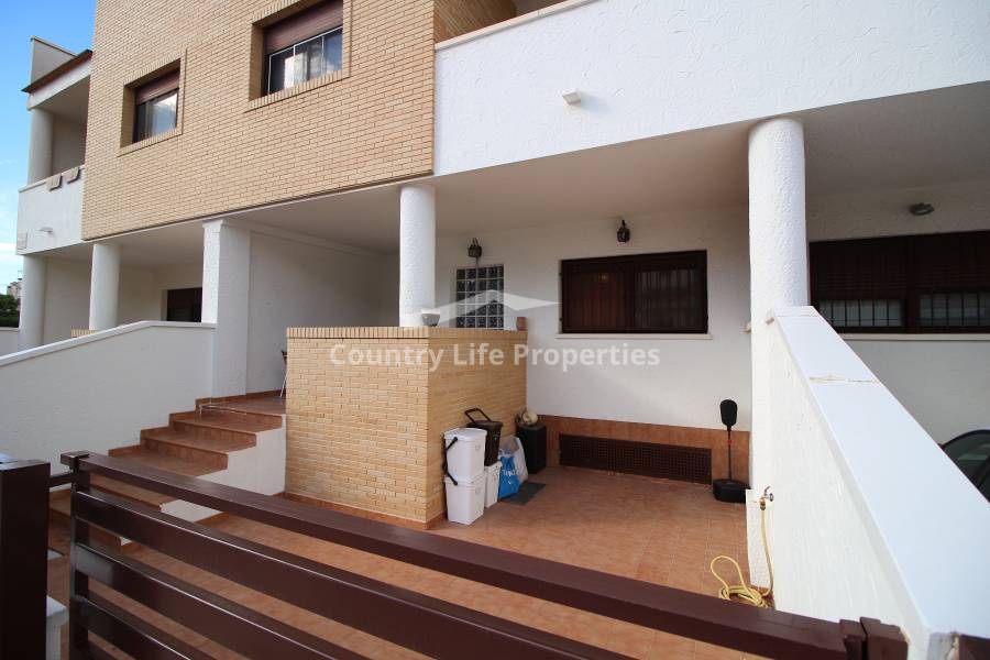 Segunda Mano - Bungalow - Dolores - Nuevo Sector 