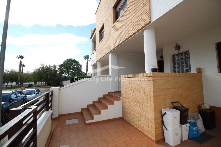 Segunda Mano - Bungalow - Dolores - Nuevo Sector 