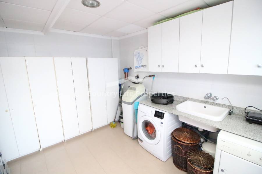 Segunda Mano - Bungalow - Dolores - Nuevo Sector 