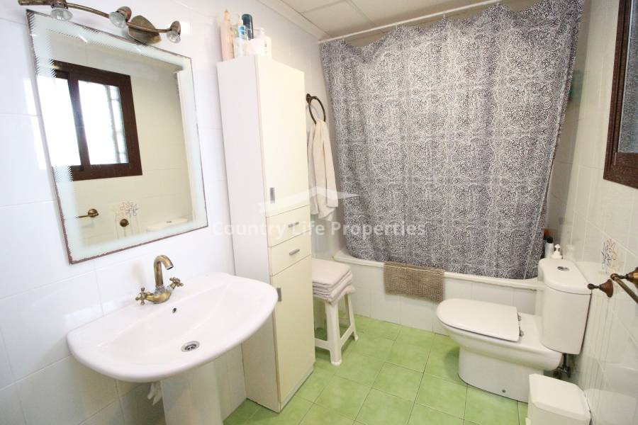 Segunda Mano - Bungalow - Dolores - Nuevo Sector 